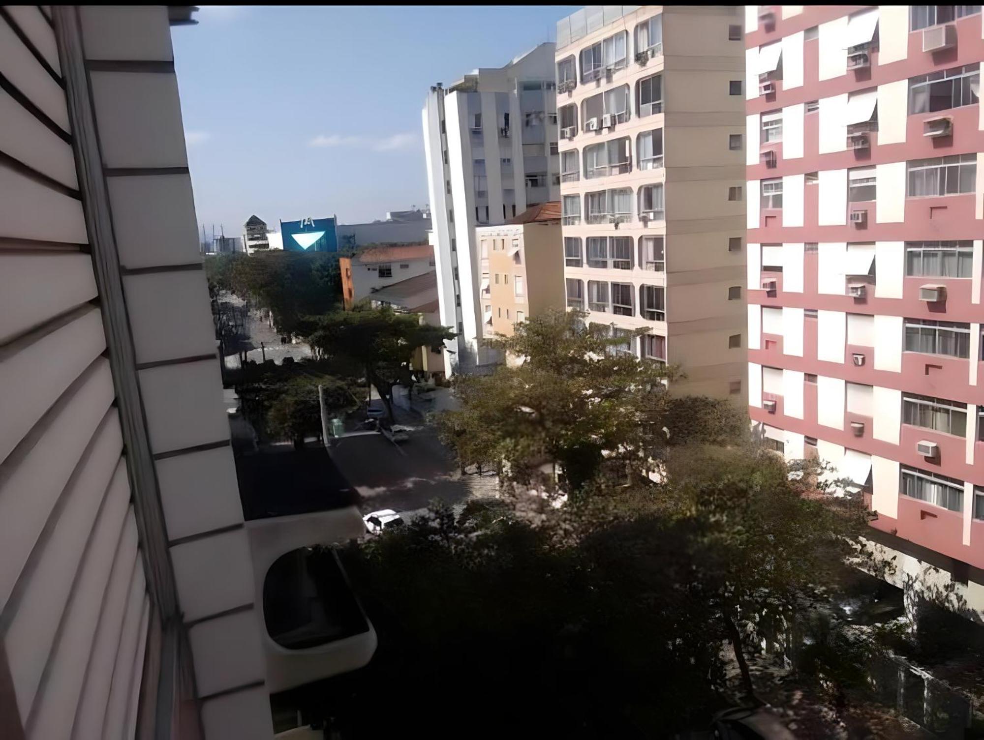 Meia Cinco *